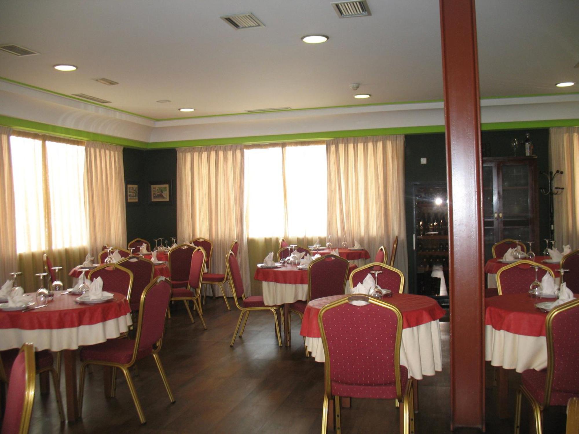 Hostal Campestre La Cisterniga Exterior photo