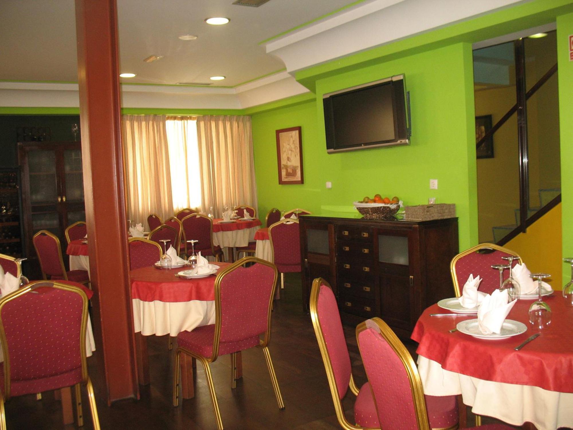 Hostal Campestre La Cisterniga Exterior photo