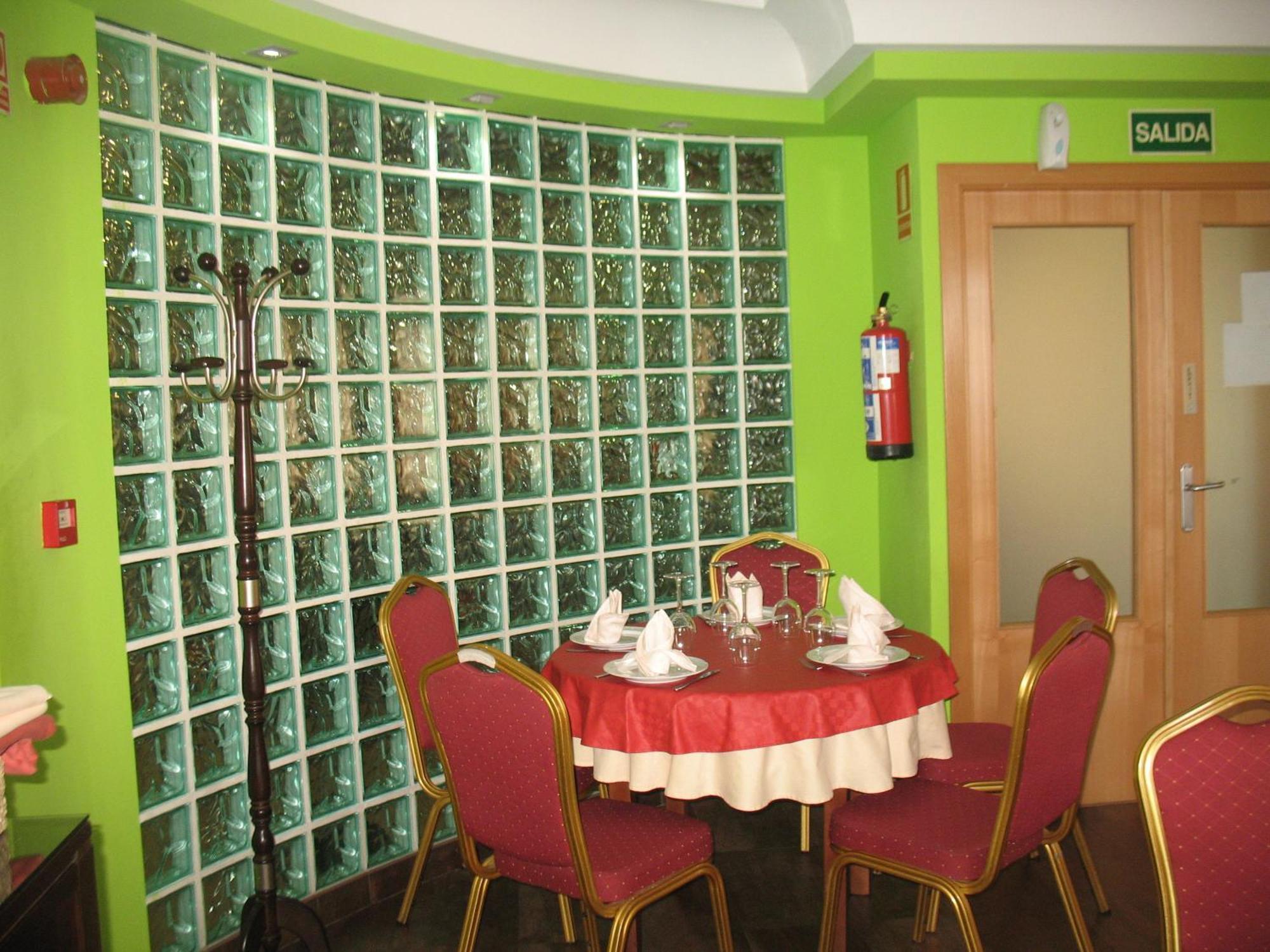 Hostal Campestre La Cisterniga Exterior photo