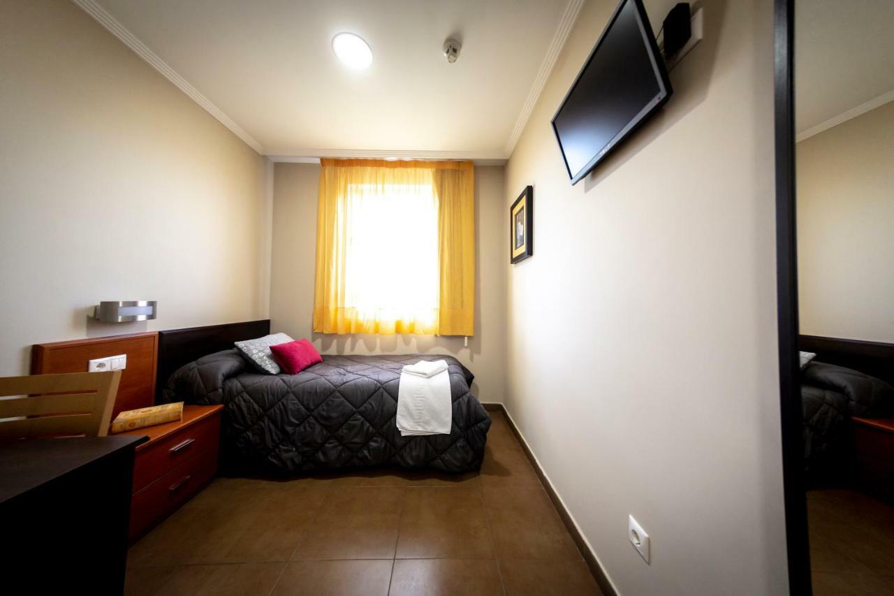 Hostal Campestre La Cisterniga Exterior photo