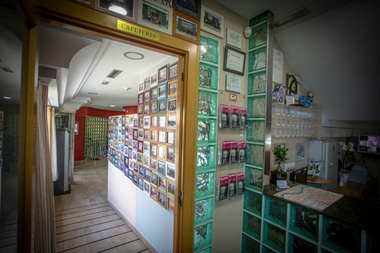 Hostal Campestre La Cisterniga Exterior photo